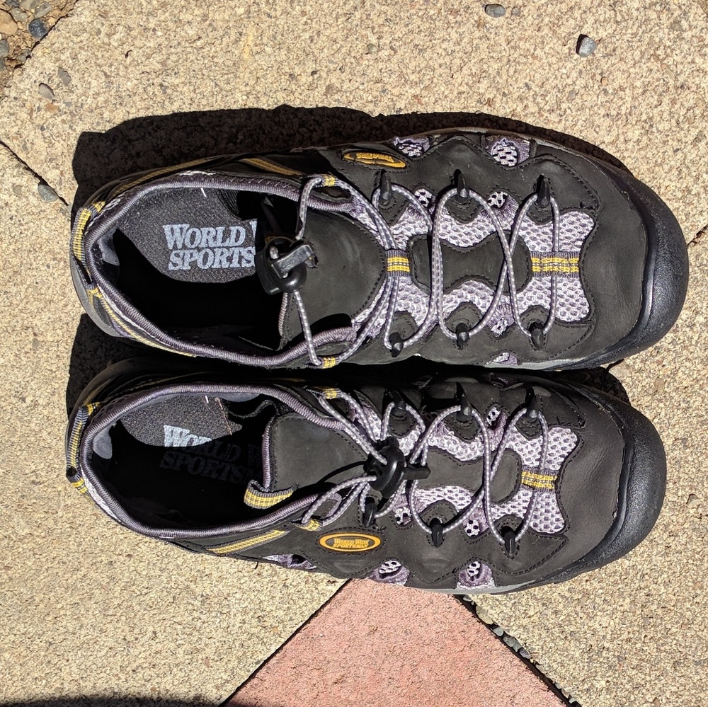 Water shoes
